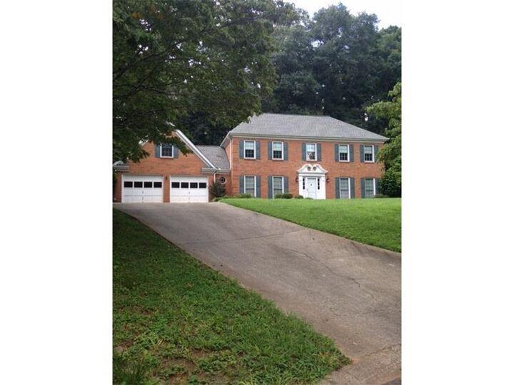 5497 Georgetown Trace, Lilburn, GA 30047