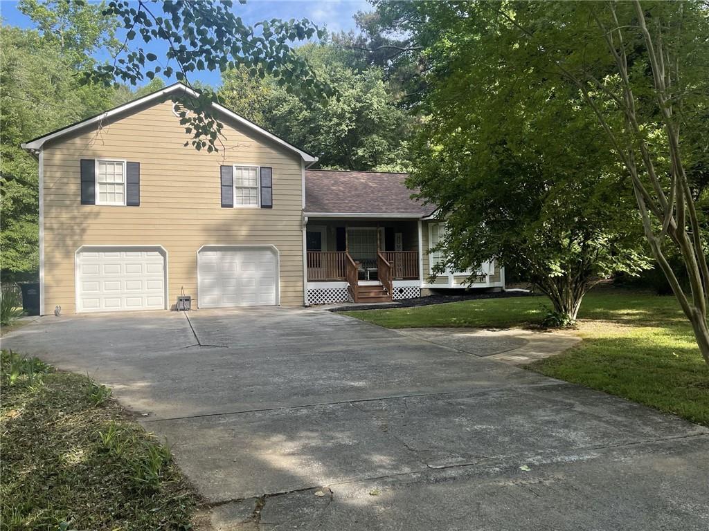 96 Frances Dr., Dallas, GA 30157