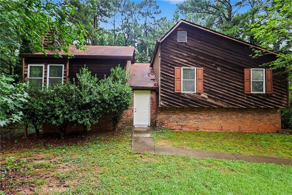 5894 Sutton Dr., Douglasville, GA 30135