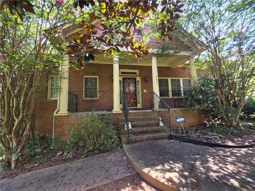 3421 Rainbow Dr., Decatur, GA 30034