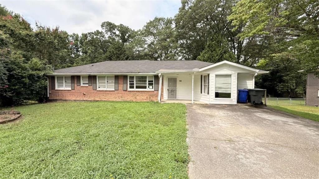 748 Greenhill Dr., Conyers, GA 30012