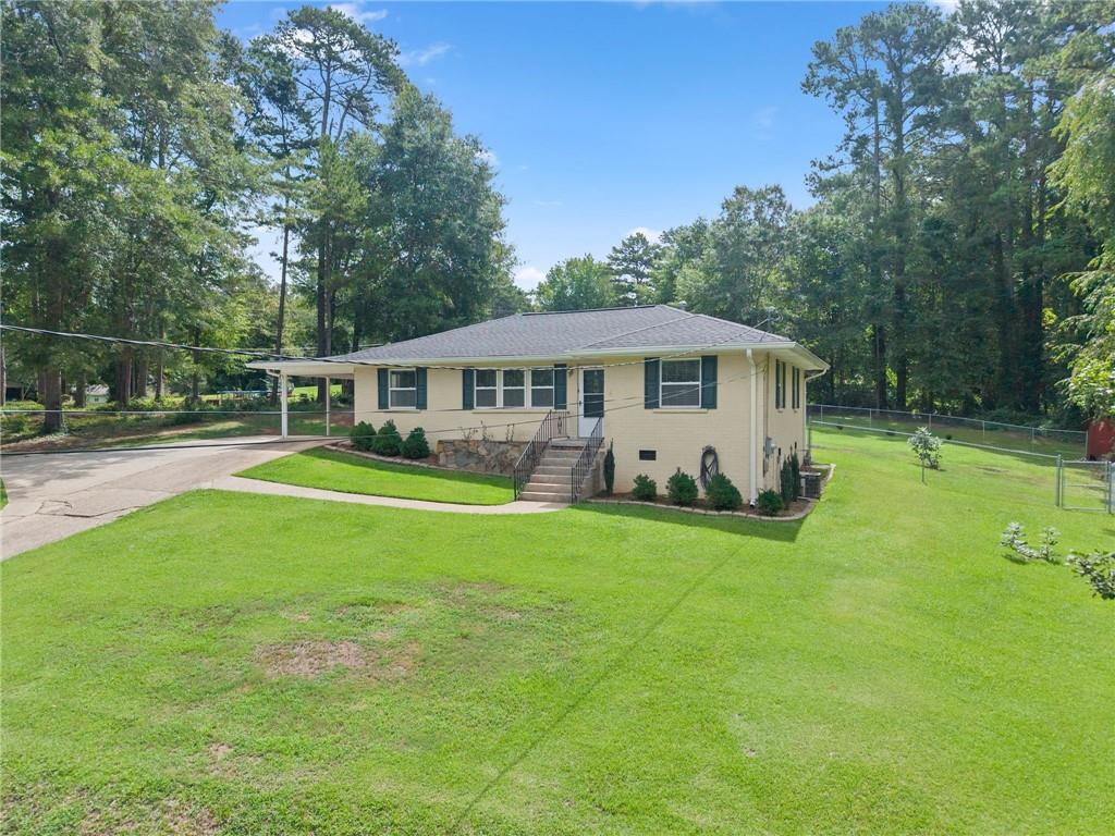 47 Cherokee Blvd., Toccoa, GA 30577