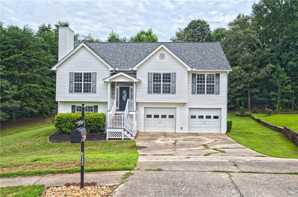 6532 Sundial Ave., Flowery Branch, GA 30542