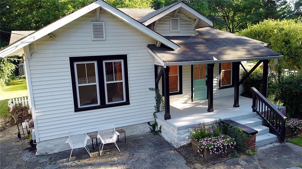 1608 Carroll Dr., Atlanta, GA 30318