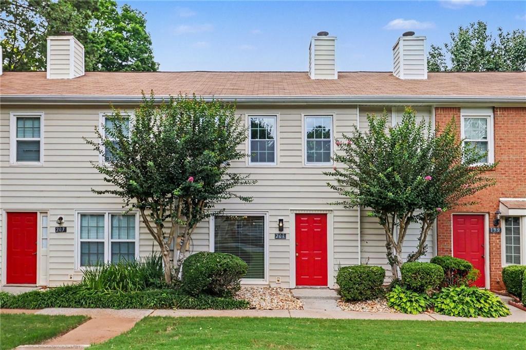 201 Holcomb Ferry Rd., Roswell, GA 30076