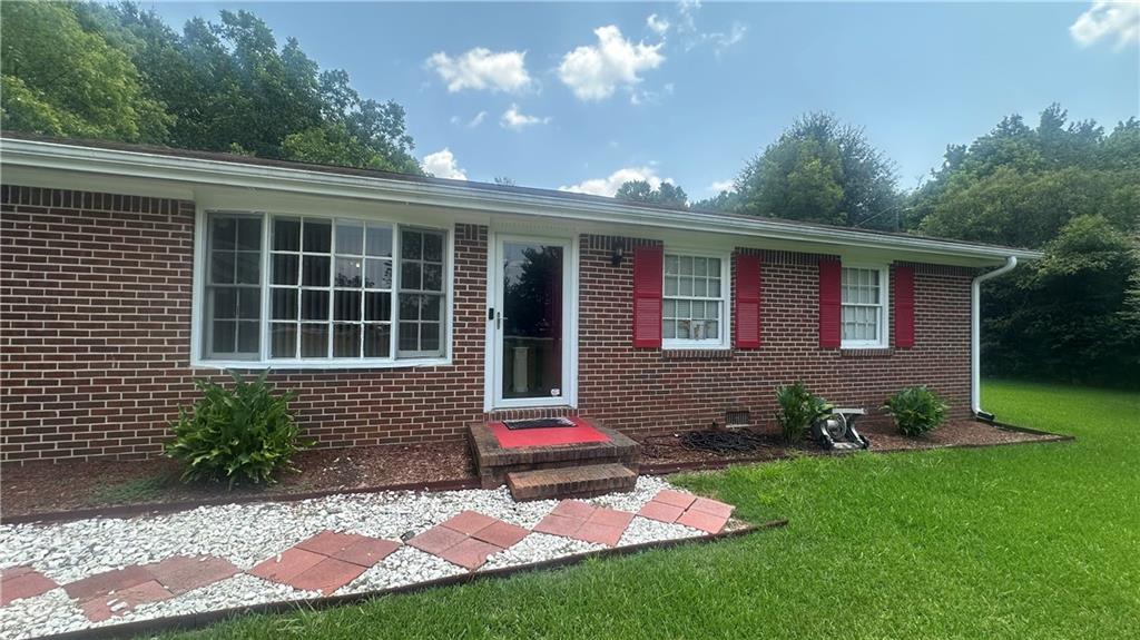 2323 Locust Grove Rd., Griffin, GA 30223