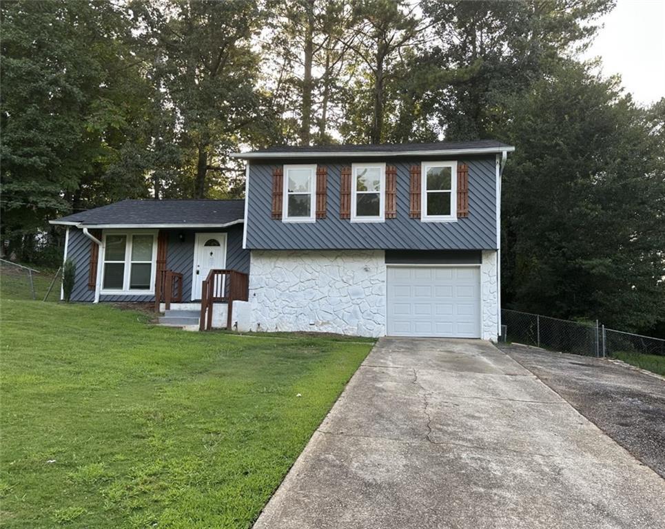1819 Singer Way, Lithonia, GA 30058