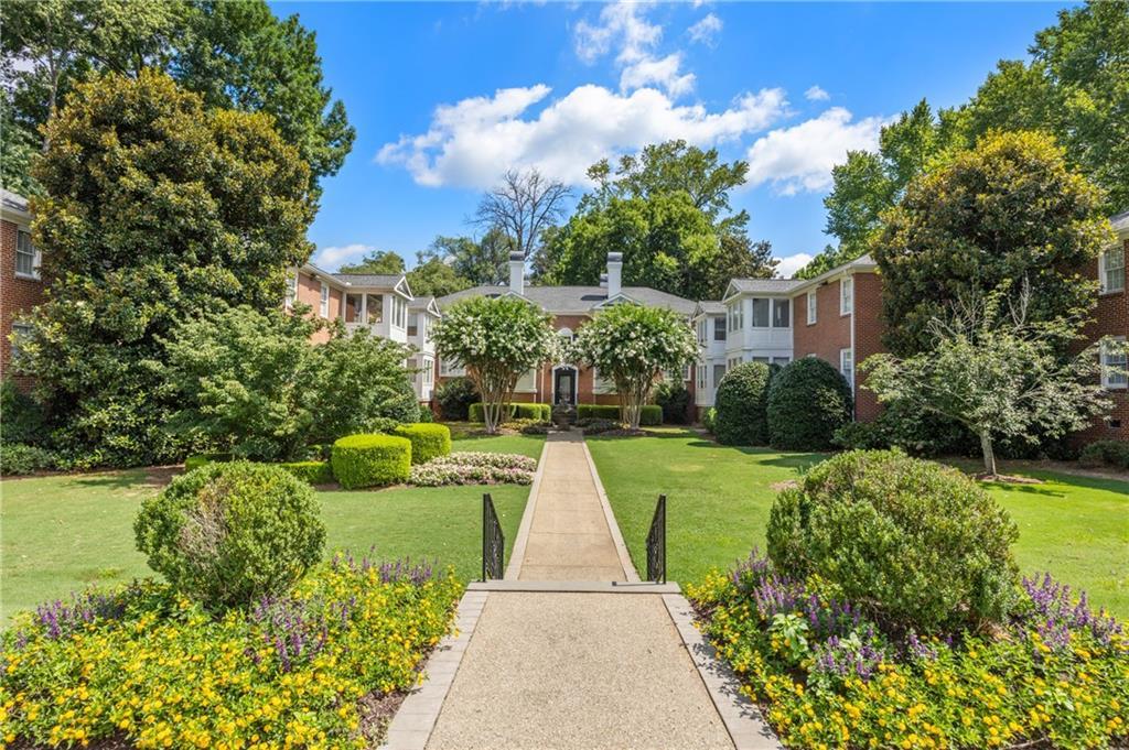 115 Peachtree Memorial Dr. #D1, Atlanta, GA 30309