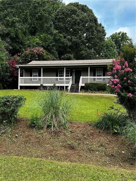 136 Marshall Fuller Rd., Dallas, GA 30157
