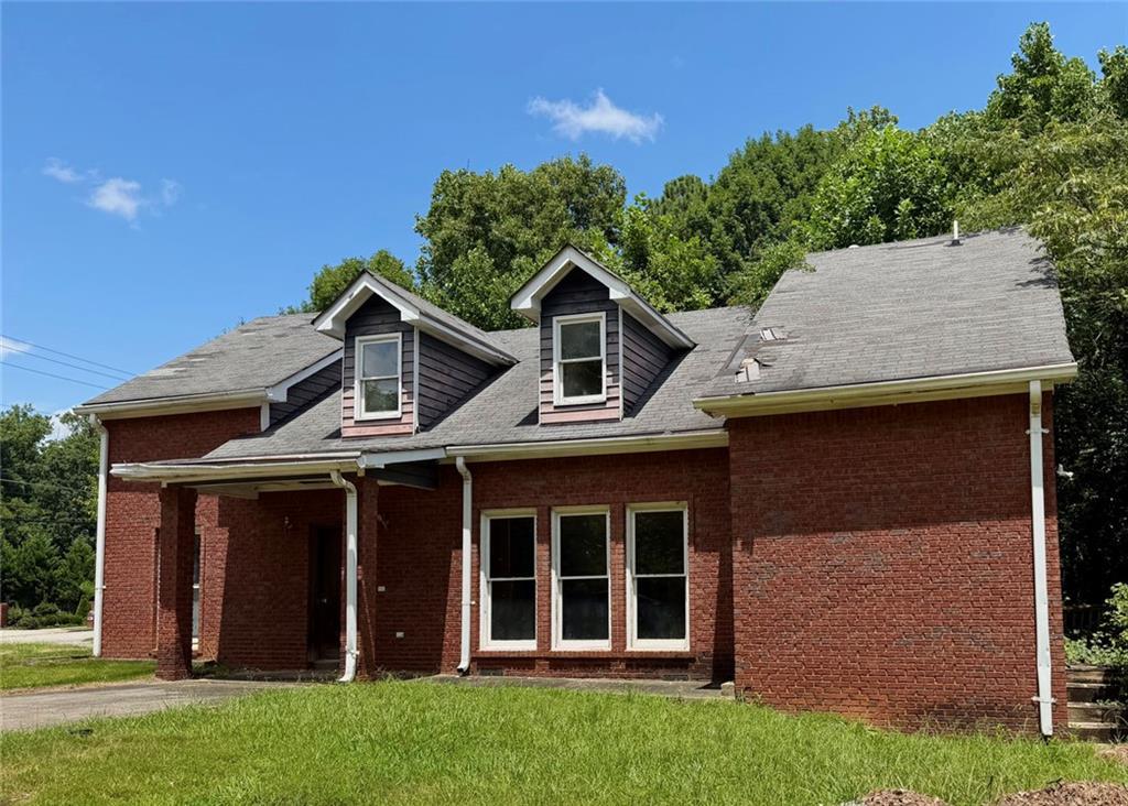 5855 Oakdale Rd., Mableton, GA 30126