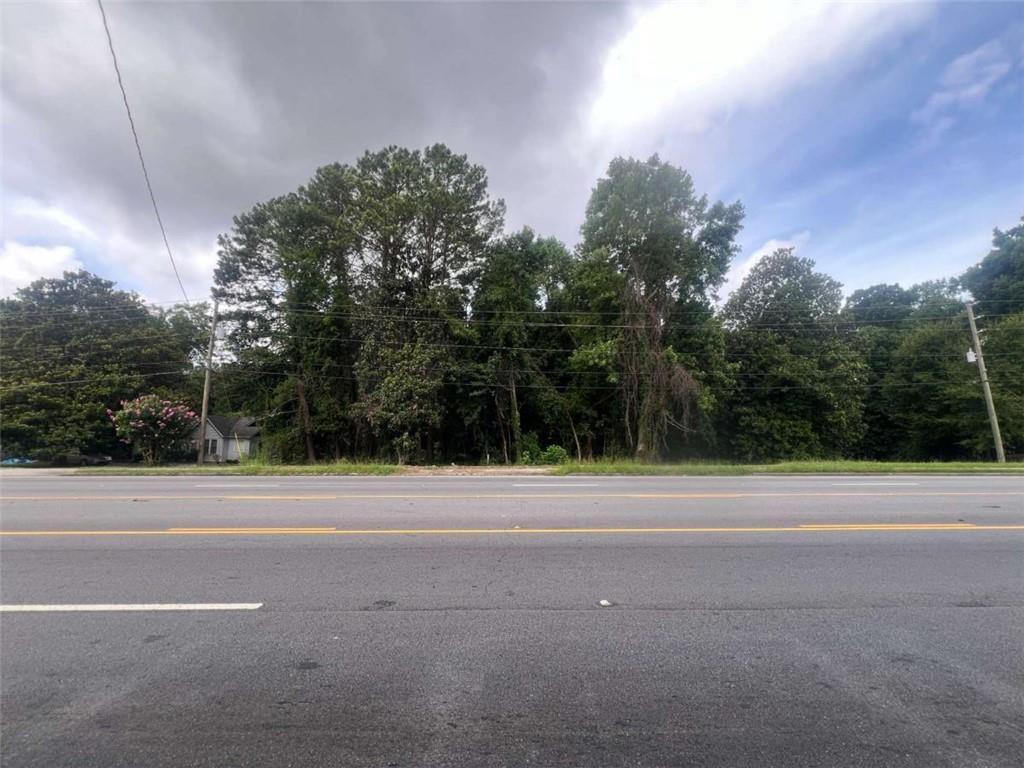 5547 Jonesboro Rd., Morrow, GA 30260