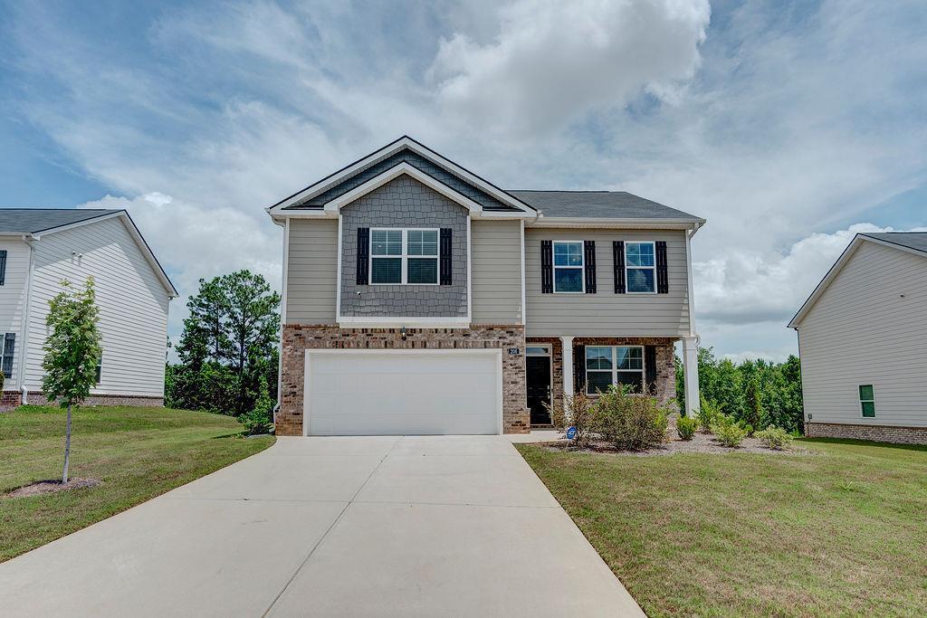 206 Aster Ave., Locust Grove, GA 30248
