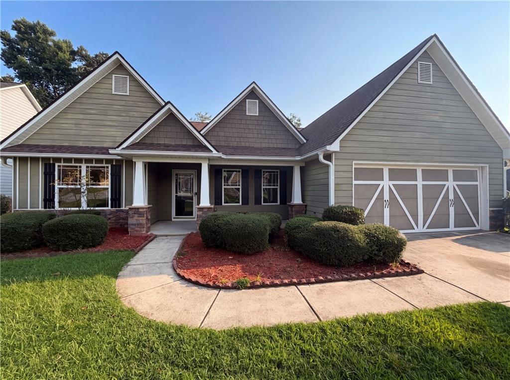 453 Castle Top Ln., Lawrenceville, GA 30045