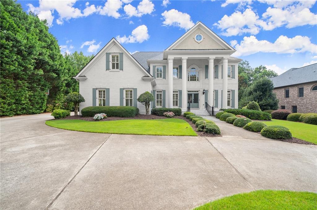 11035 Bradford Ln., Suwanee, GA 30024