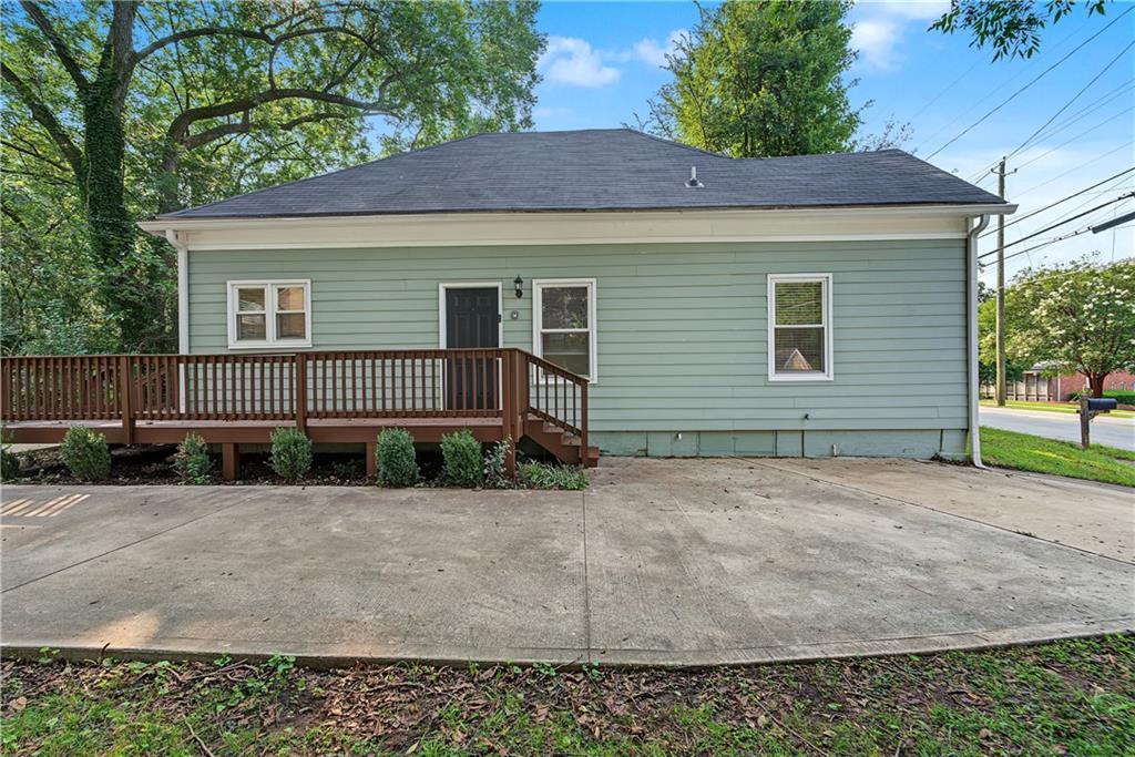 1645 Connally Dr., East Point, GA 30344