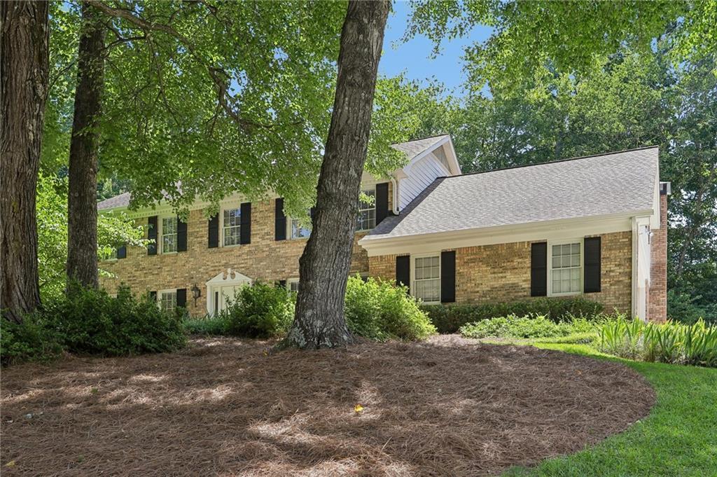 5271 Wyntercreek Way, Dunwoody, GA 30338