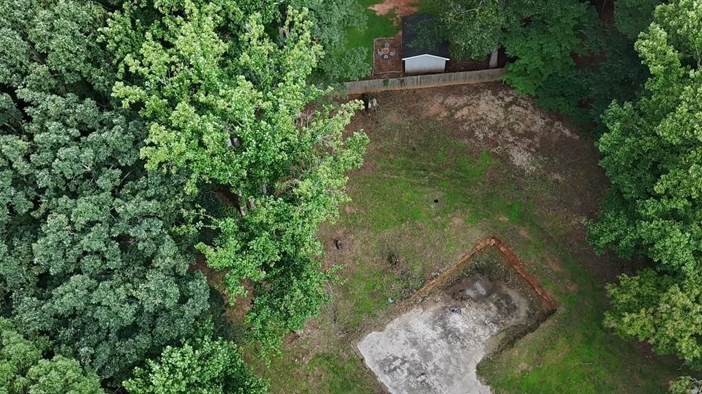 3860 Greenbrook Dr., Douglasville, GA 30135