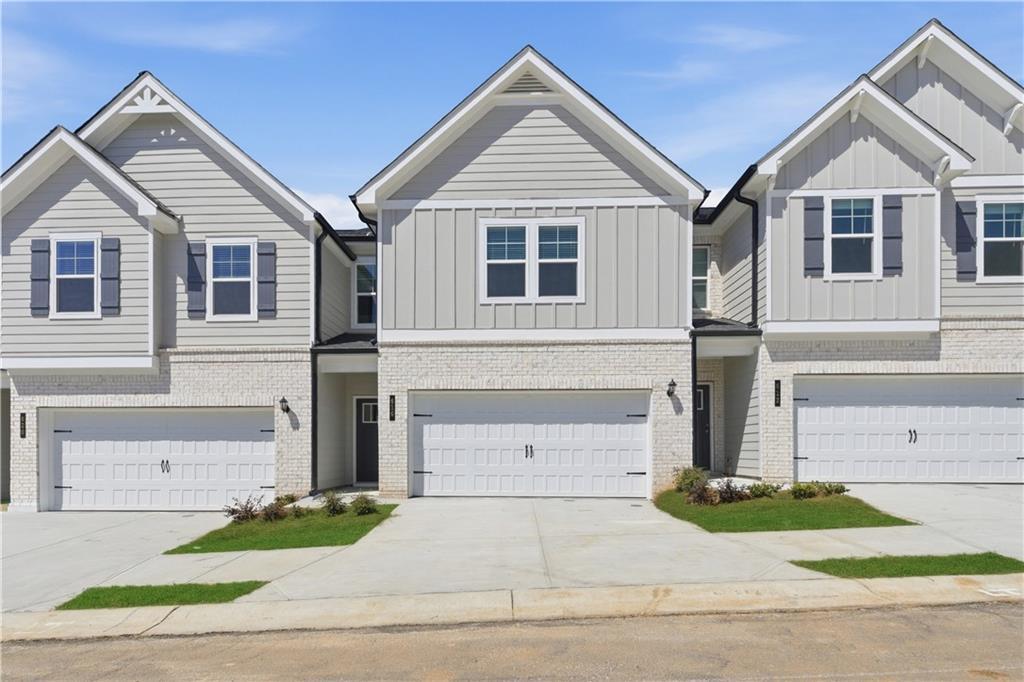 663 Treasure Dr., Stockbridge, GA 30281