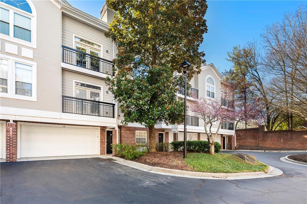 4244 River Green Dr. #110, Atlanta, GA 30327