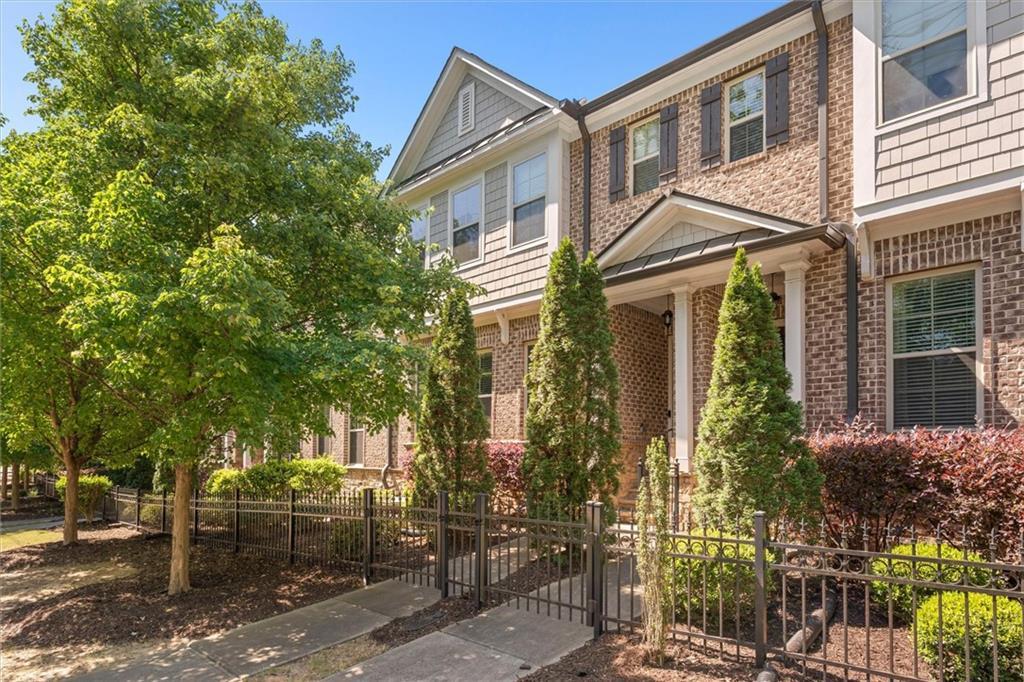 1820 Stephanie Tr., Atlanta, GA 30329