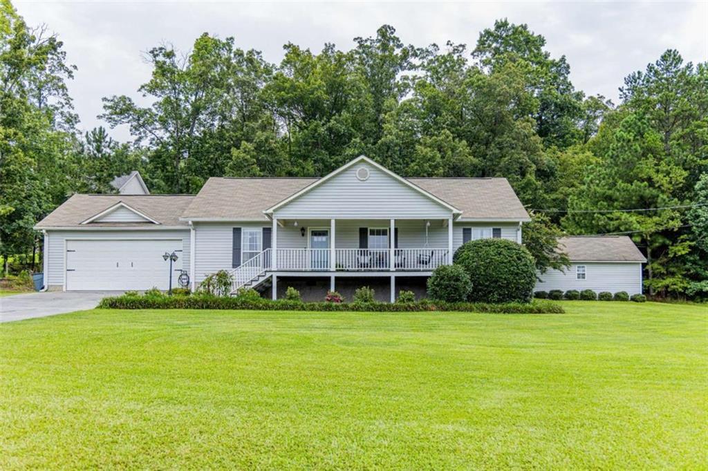 608 Ward Mountain Rd., Kingston, GA 30145