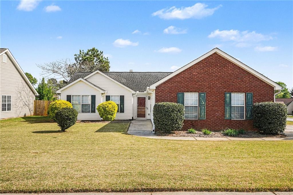 2305 Sugarleaf Tr., Hampton, GA 30228
