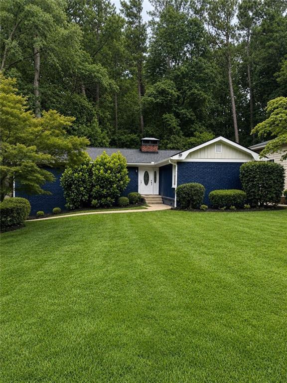 2765 Rollingwood Ln., Atlanta, GA 30316