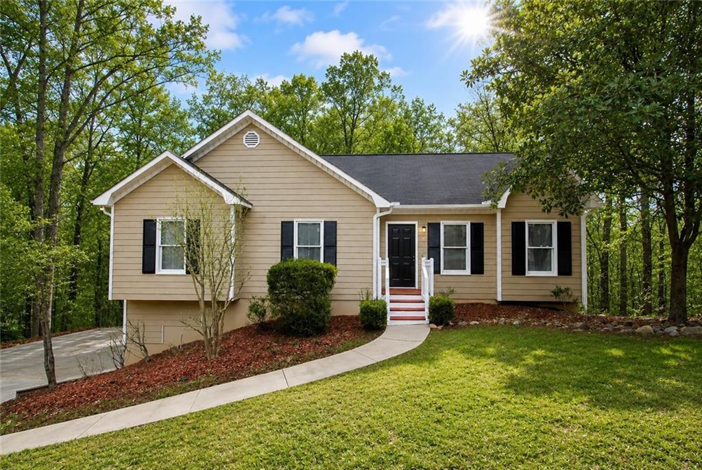 182 Shallow Ridge Ln., Kennesaw, GA 30144