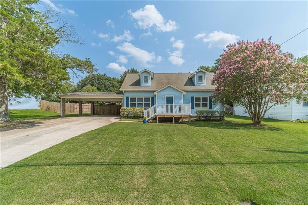 1610 Rose Garden Ln., Loganville, GA 30052