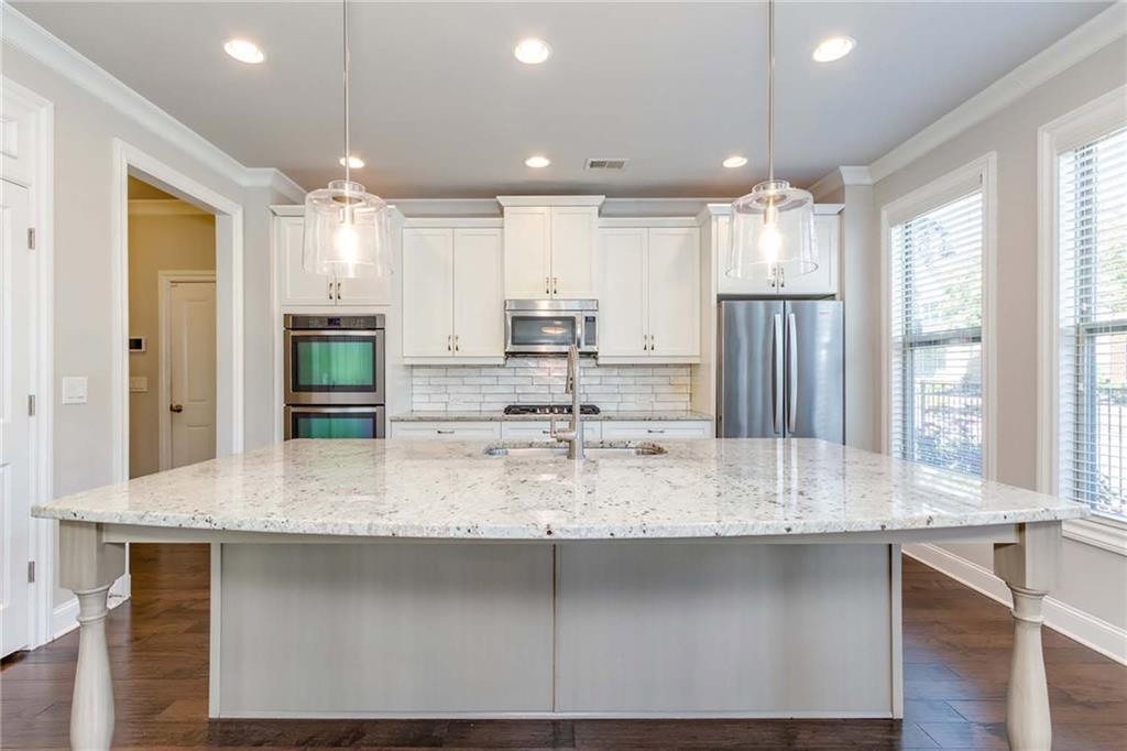 7875 Crownpoint Dr., Alpharetta, GA 30005