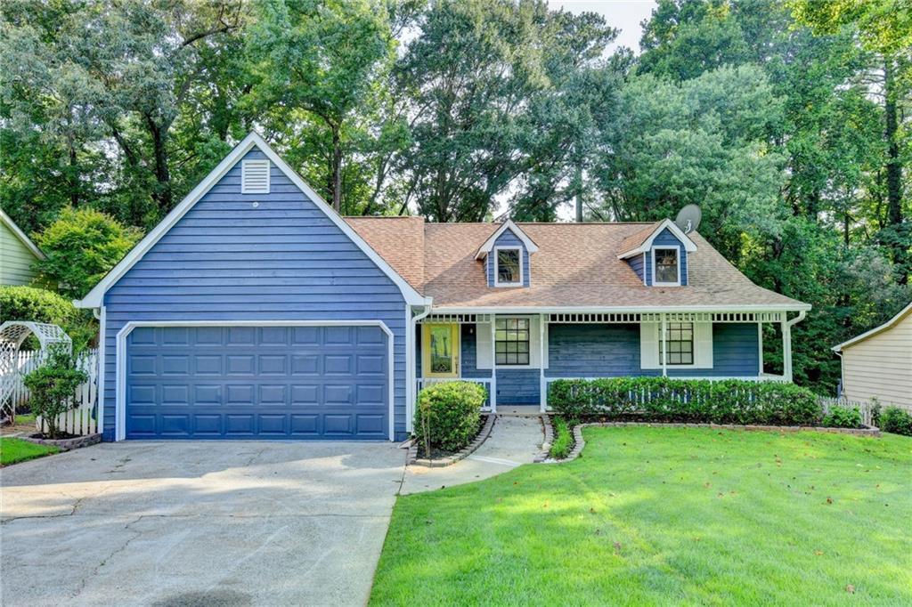 1122 Realm Ln., Lawrenceville, GA 30044