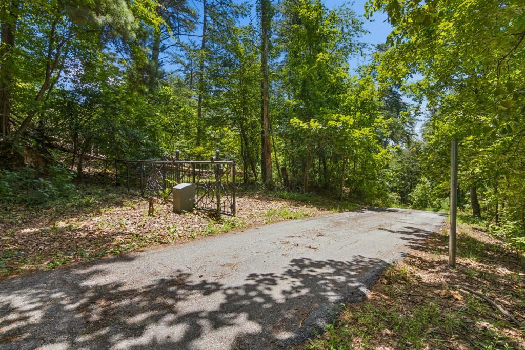 2709 Jamerson Rd., Marietta, GA 30066