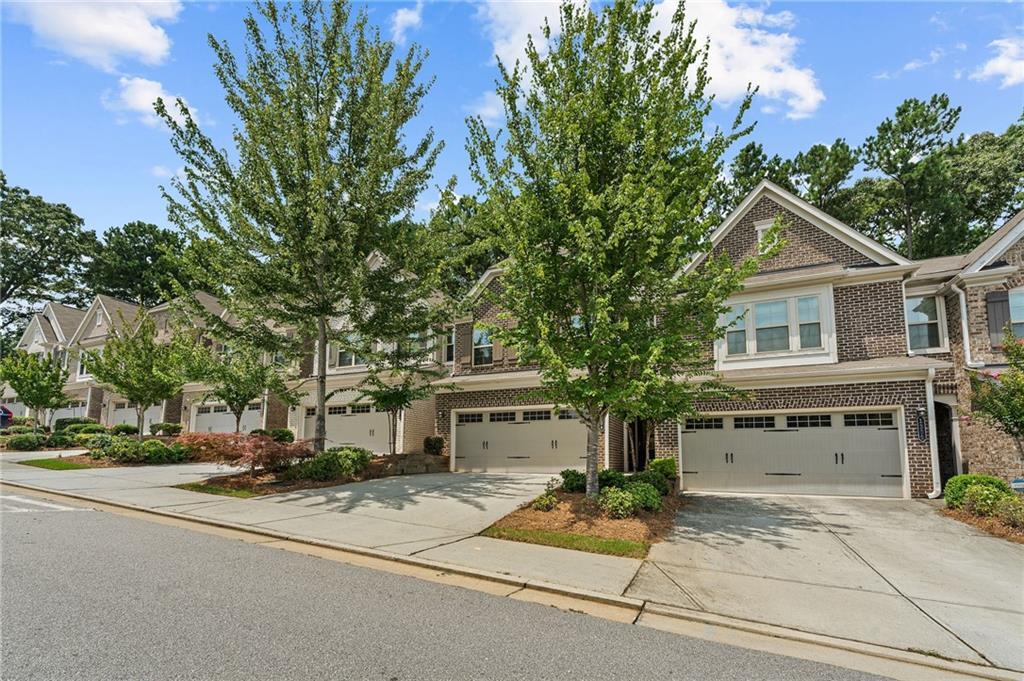 1326 Lanier Vista Dr., Buford, GA 30518