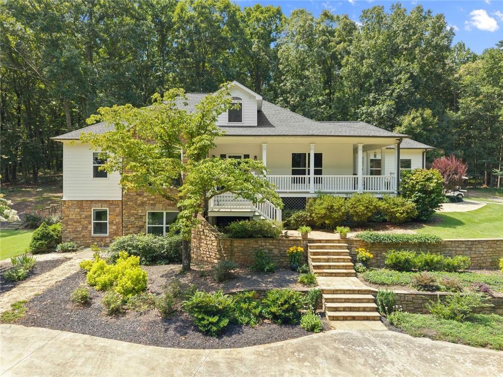 5473 Stevenson Rd., Murrayville, GA 30564