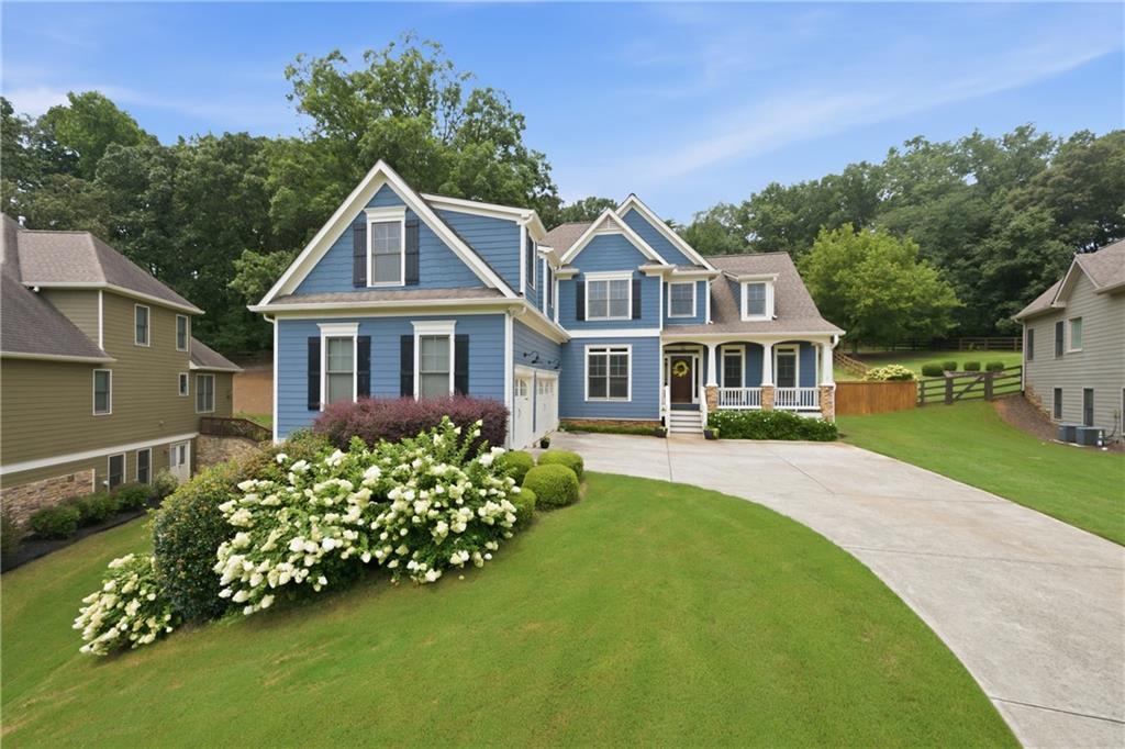 410 Kings Point Dr., Canton, GA 30115