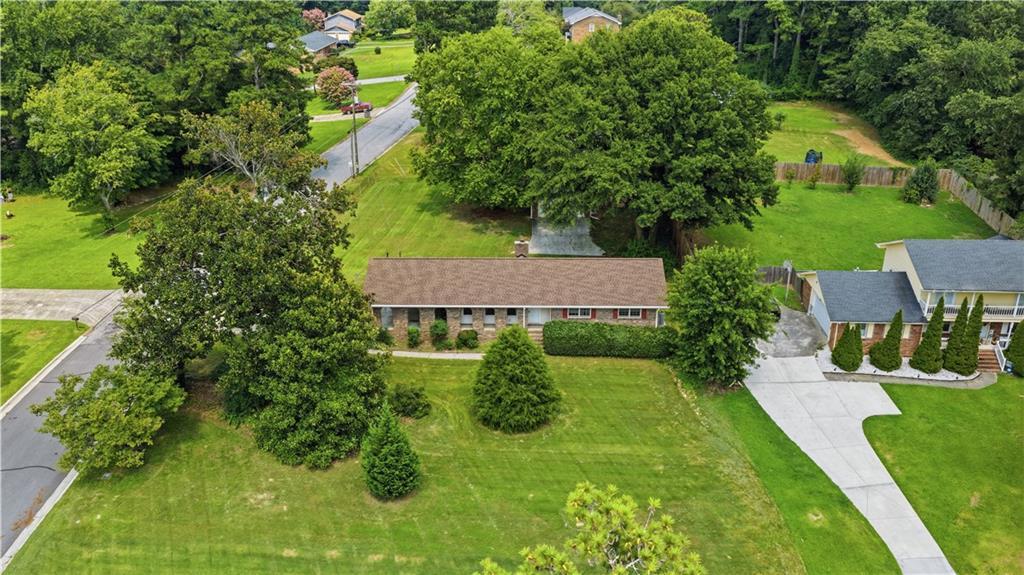 2171 Pinehurst Rd., Snellville, GA 30078