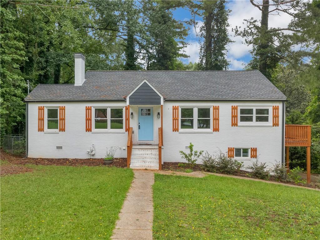 1995 Venetian Dr., Atlanta, GA 30311