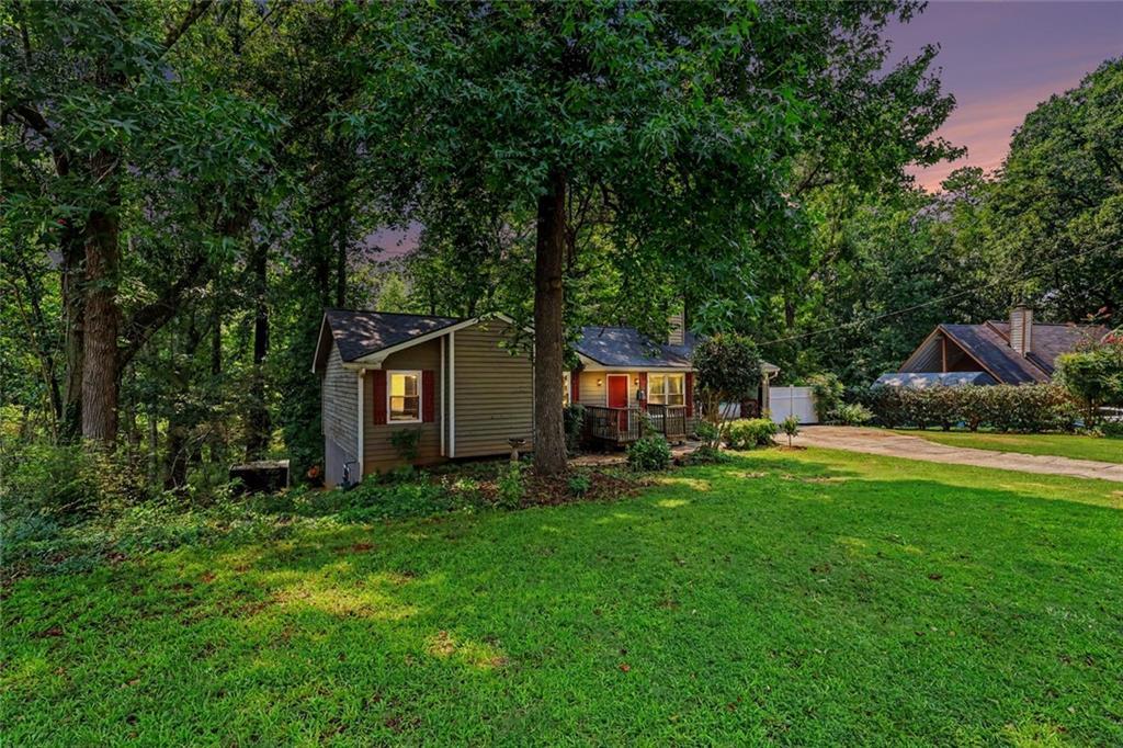 2845 Cinnamon Ct., Conyers, GA 30094