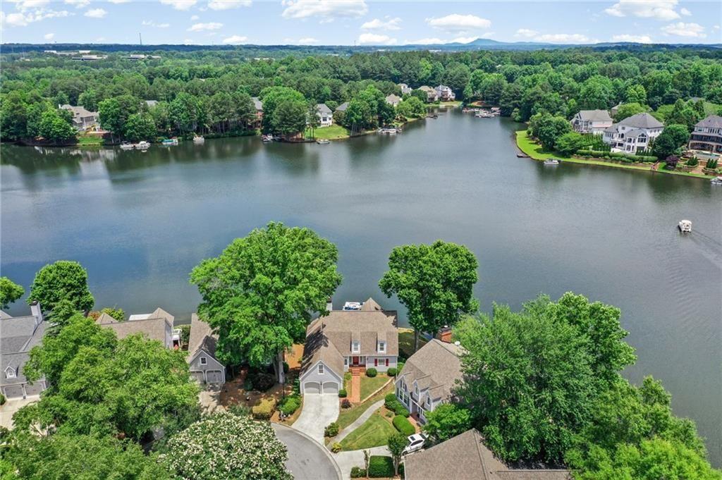 6425 Spinnaker Ln., Alpharetta, GA 30005