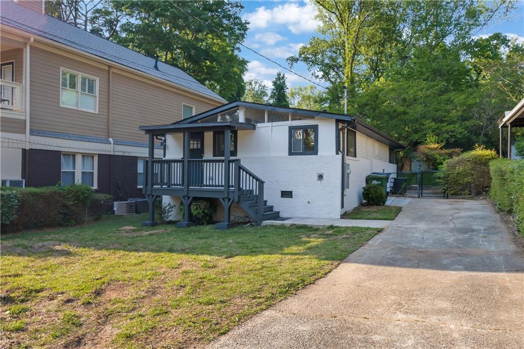 1735 Alvarado Ter., Atlanta, GA 30310