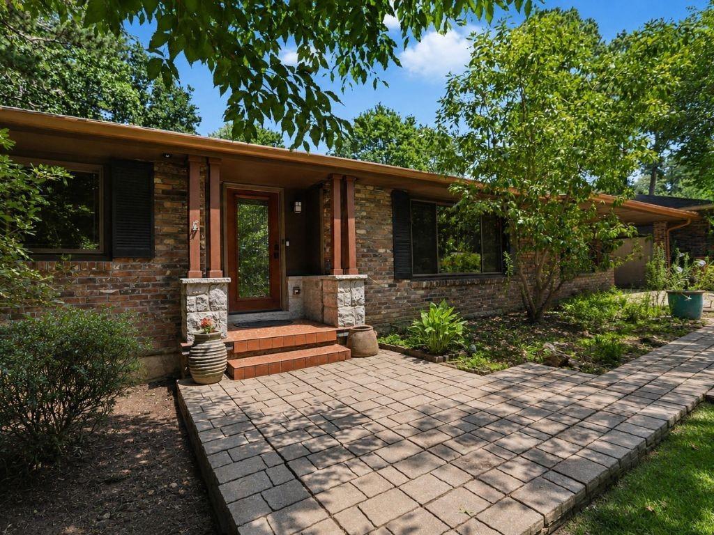 1275 Blueberry Tr., Decatur, GA 30033
