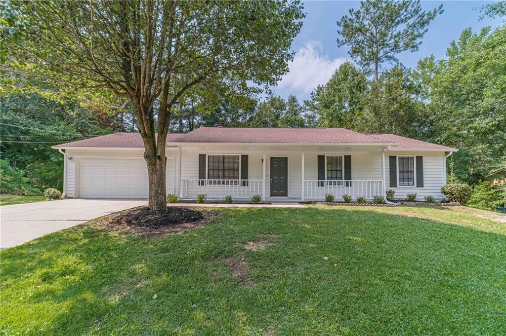 2071 Walden Park Pl., Snellville, GA 30078