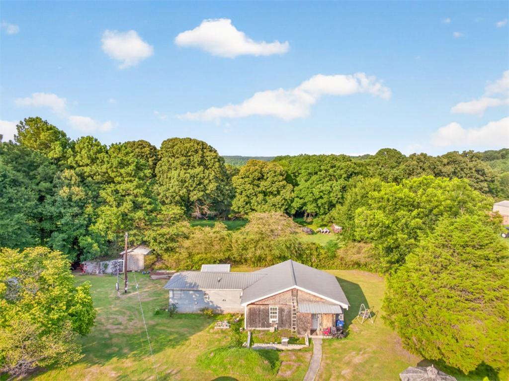 4905 Hudson Rd., Loganville, GA 30052