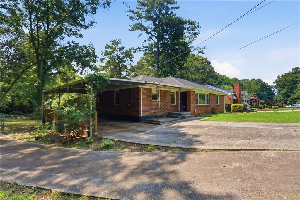 2651 Plantation Dr., East Point, GA 30344