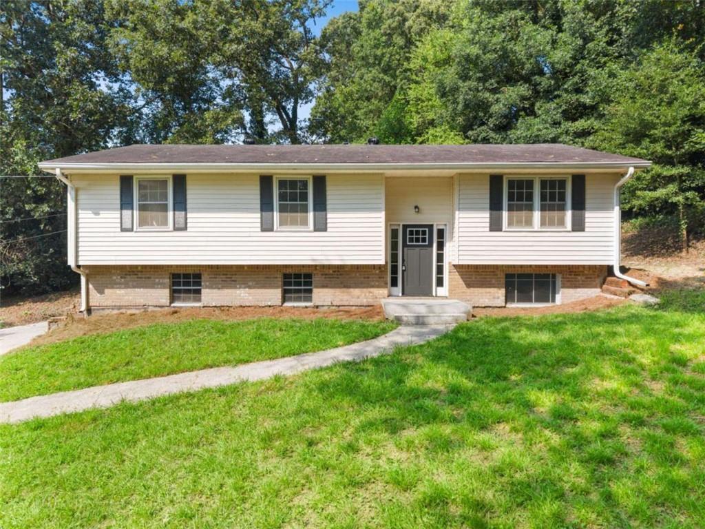 2107 Windsor Dr., Snellville, GA 30078
