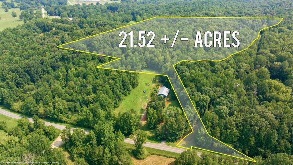 4215 Whiporwill Rd., Gillsville, GA 30543