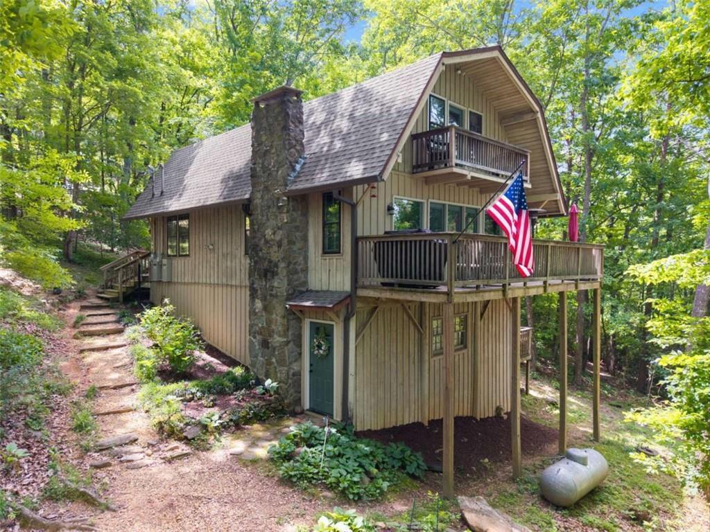 222 Matterhorn Dr., Sautee Nacoochee, GA 30571