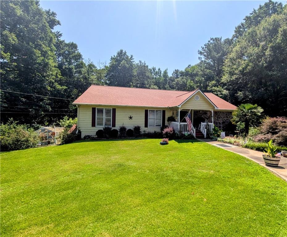 453 Turnberry Dr., Hiram, GA 30141