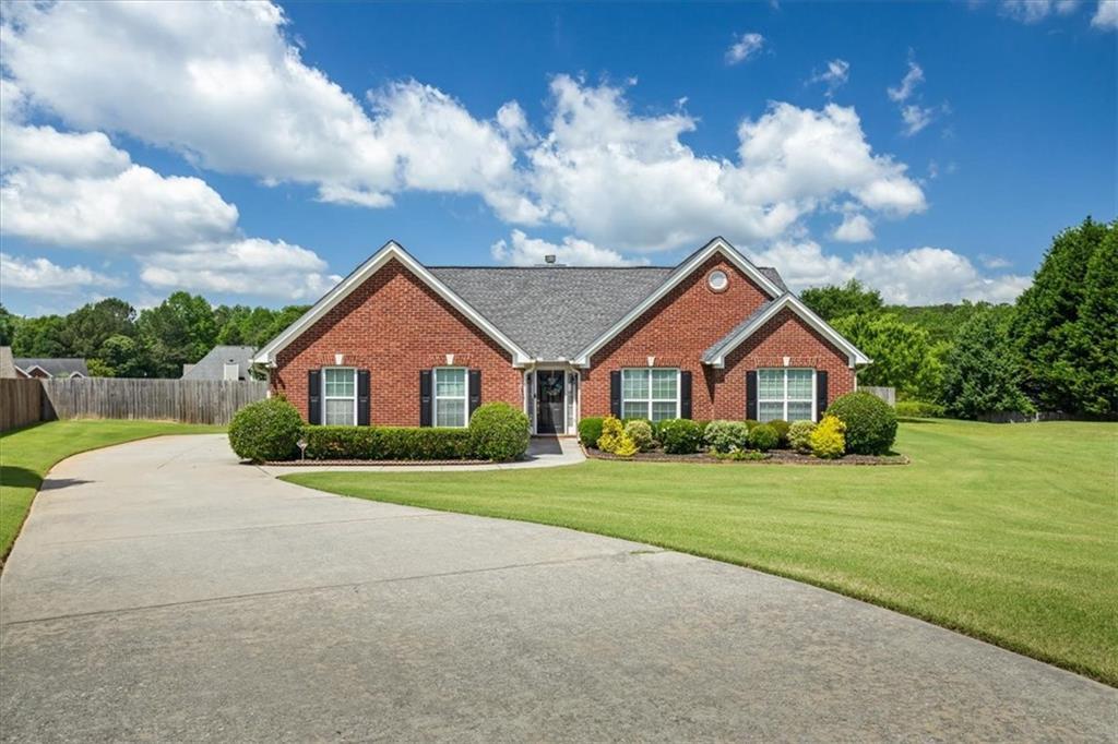2615 Snowcrest Pl., Bethlehem, GA 30620