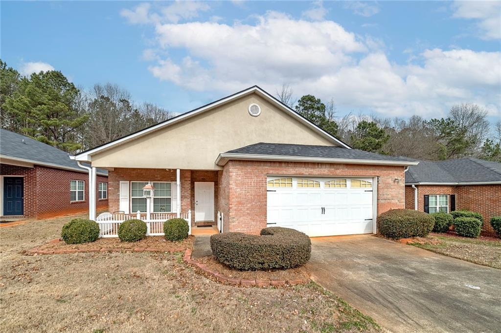 140 Astilbe Meadow Dr., Locust Grove, GA 30248
